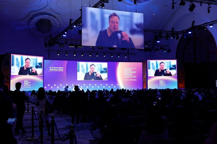 Musk afirma que las ventas de Tesla van bien.