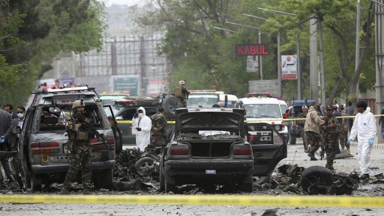 EI ataca convoy de EEUU en Kabul, causa 8 muertos, 3 heridos