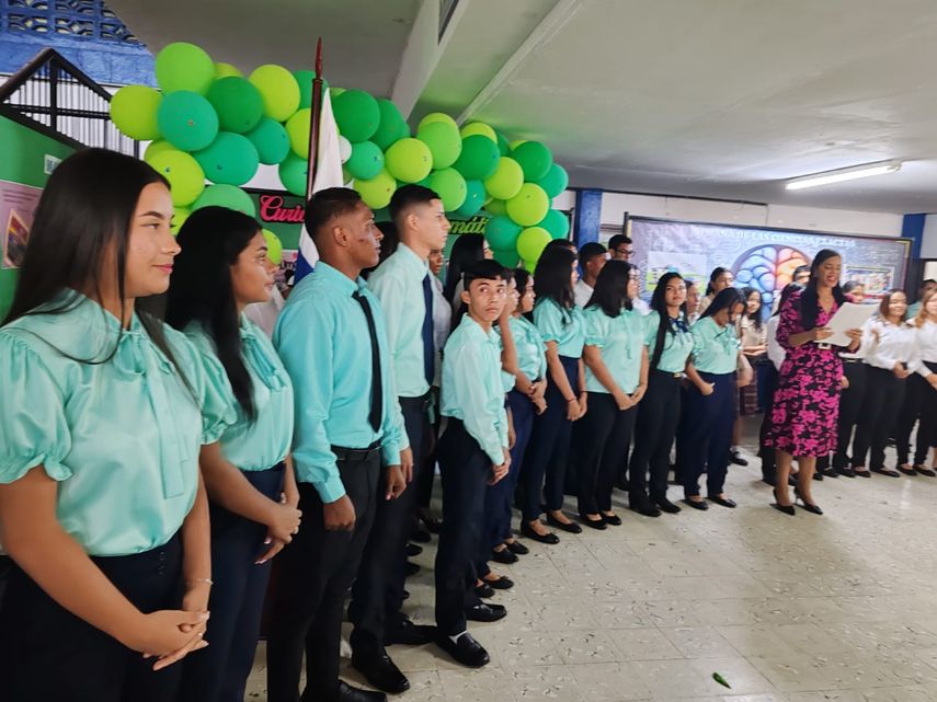 Más de 10 mil estudiantes inician su práctica profesional en empresas privadas y públicas