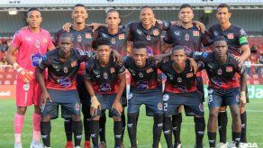 El Sporting sigue líder e invicto en la LPF