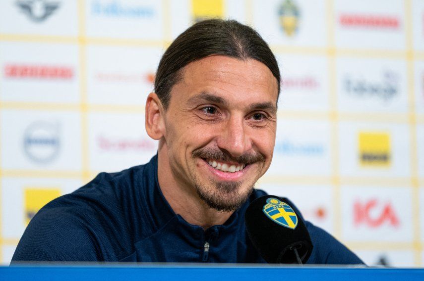 Zlatan Ibrahimovic feliz por regresar a Suecia tras una lesión en el camino a Qatar 2022