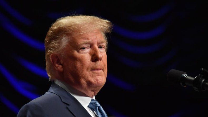 Trump organiza cumbre para denunciar deshonestidad de las redes sociales