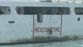 Muere un submarinista durante las labores de rescate del ferry surcoreano