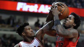 Blazers equilibrados vencen a Bulls e hilan 3er triunfo