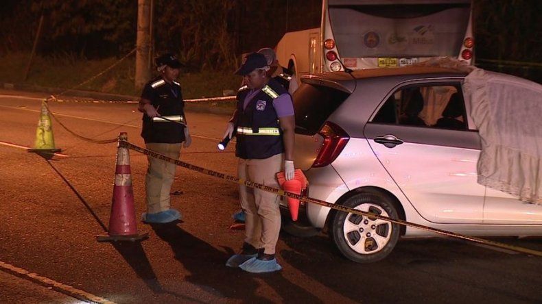 Accidente de tránsito entre un Metro Bus y un auto deja una víctima fatal