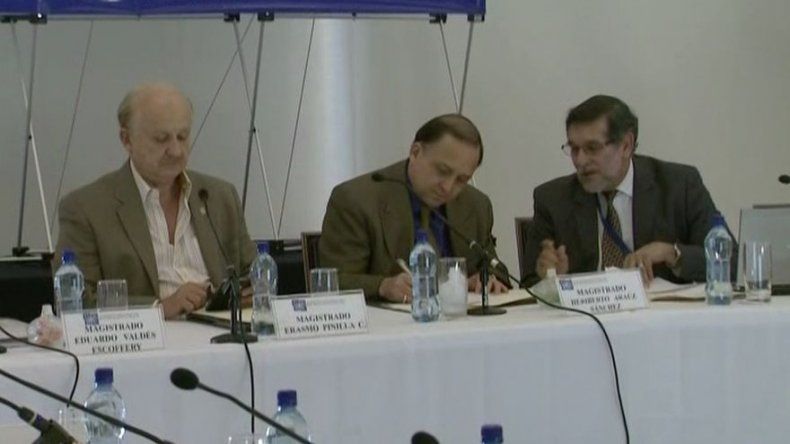 Análisis sobre financiamiento electoral en sesión de la CNRE