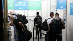 Panamá estableció restricciones para viajeros procedentes de Suramérica, luego de que fueran detectadas en el país casos de la variante brasileña de covid-19.