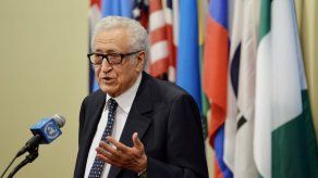 Brahimi renuncia como enviado especial a Siria