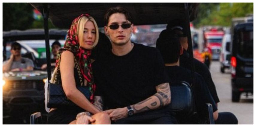 Peso Pluma y su novia.