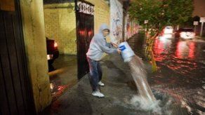 Aumenta a 7 la cifra de muertos en México por paso de Ernesto