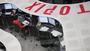 Bolsas mundiales registran altibajos; China es factor en Asia