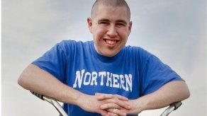 Desempleo y educación afectan a autistas jóvenes en EEUU: estudio