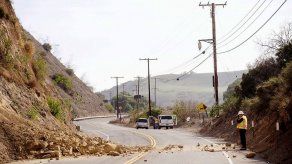 Réplica de magnitud 4