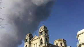 El Etna experimenta ligera actividad con explosiones y emisión de gases