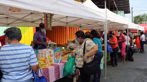 Ciudadanos en las ferias de alimentos RIMMU.