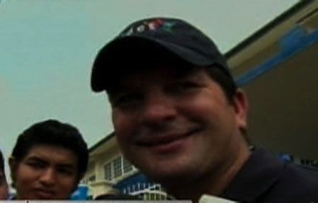 Ferrufino  dice no estar de acuerdo con campañas negativas