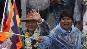 Evo Morales junto a Luis Arce.
