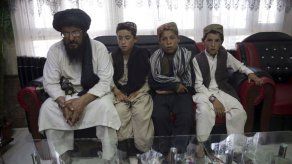 Detectan menores afganos adoctrinados por Talibán en Pakistán