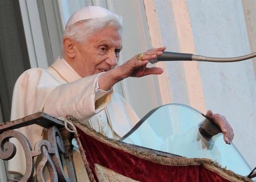Benedicto XVI regresará definitivamente el 2 de mayo al Vaticano