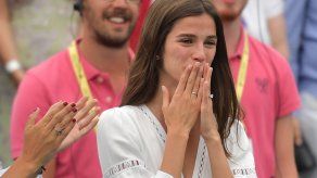 Sandra Gago y el pequeño Darío animan a Feliciano López en Andalucía
