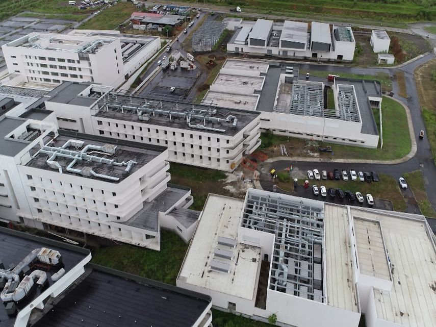 La construcción de la Ciudad de la Salud inició hace 10 años.