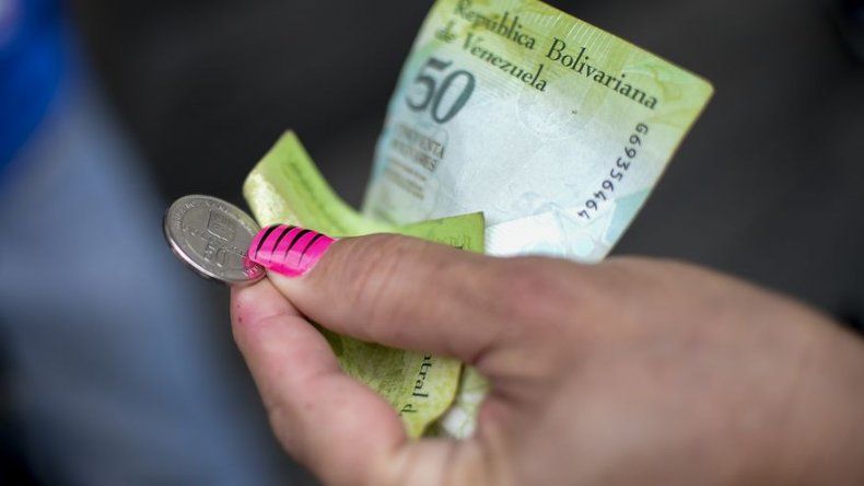 Las nuevas monedas de 50 bolívares comienzan a aparecer en Venezuela