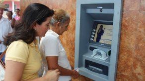 Pago de primera partida del programa 120 a los 65 inicia este lunes Pago de primera partida del programa 120 a los 65 inicia este lunes