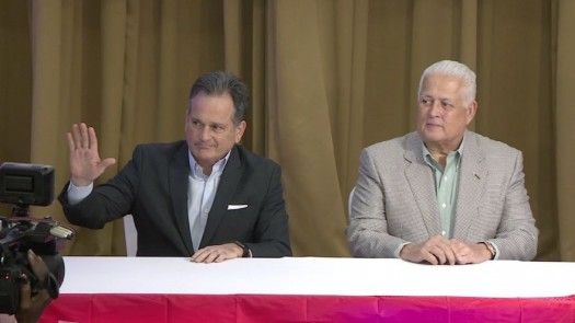 Pérez Balladarez  aboga porque reforma a la Constitución incluya la no reelección de los diputados