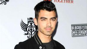 Joe Jonas quiere que Selena Gomez sea feliz