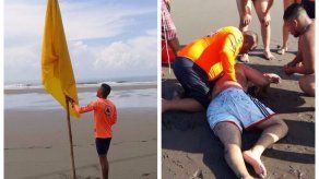 Colocan bandera amarilla en playa Las Lajas y rescatan a una persona en playa La Barqueta
