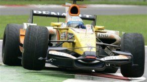 Alonso el más rápido en segundos libres en Singapur