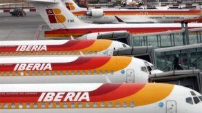 Una nueva huelga en Iberia obliga a cancelar 250 vuelos este lunes