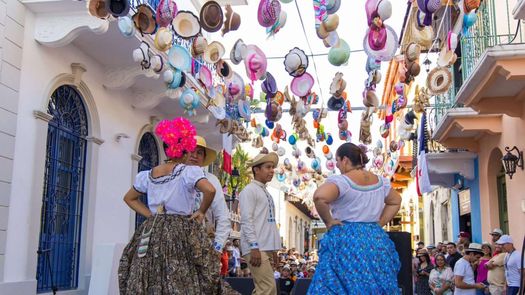 Casco Antiguo recibe el verano con festival cultural Casco Antiguo recibe el verano con festival cultural