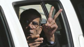 Exesposa dice que captor de vuelo de EgyptAir es peligroso