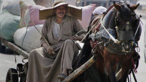Una sofocante ola de calor mata a 60 personas en Egipto