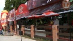 Pelea tras partido deja heridos y caos en restaurante