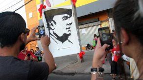 Tabernero: Neruda trataba de controlar las cosas acaparándola con poesía