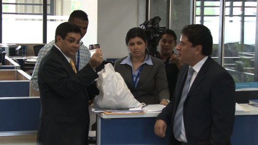 Rosas presentó demanda de impugnación ante el TE, en contra de diputada electa en circuito 4-6
