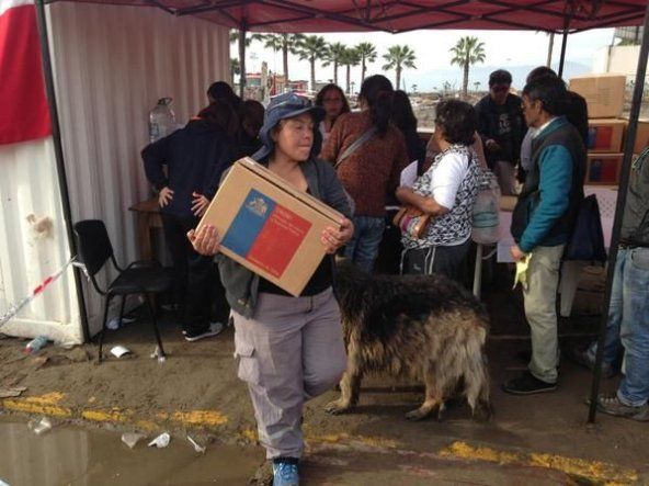 Chile inicia vacunación en zona afectada por terremoto como medida preventiva