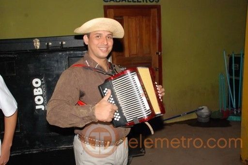 Entre las barras en La Chorrera