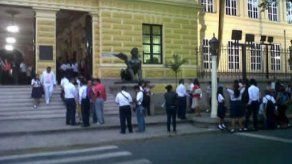 Meduca suspende clases en el Instituto Nacional