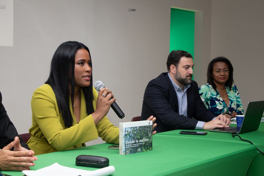 Fundación Limpia Panamá presenta su libro conmemorativo por sus primeros cinco años de historia.