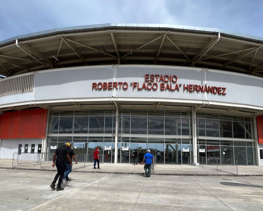 El estadio Roberto“Flaco Bala” Hernández tuvo una revisión de garantías.