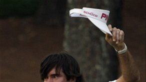 Watson gana el Masters tras vencer a Oosthuizen en playoff