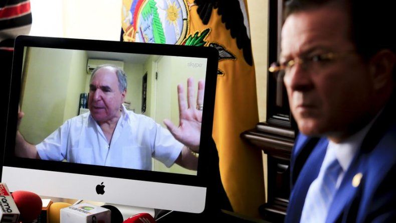 Bucaram regresará después de 20 años a Ecuador y anuncia demanda al Estado