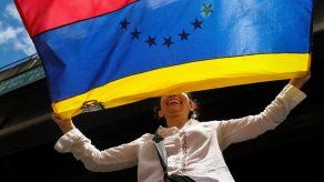 Los partidos opositores van a primarias para las regionales en Venezuela