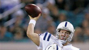Manning con actuación casi perfecta logra triunfo de Colts