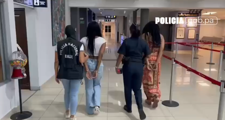 Policía retiene presunta droga en el aeropuerto Marcos A. Gelabert