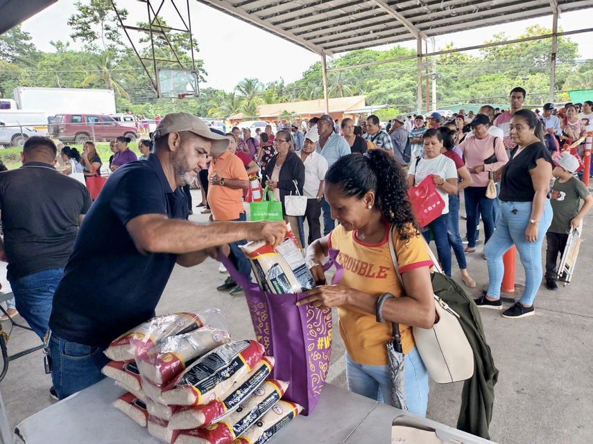 Agroferias del Instituto de Mercadeo Agropecuario (IMA).