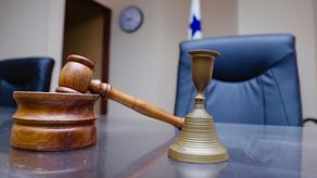 Dictan 87 meses de prisión para excomisionado de la Policía por evasión del israelí Shy Dahan